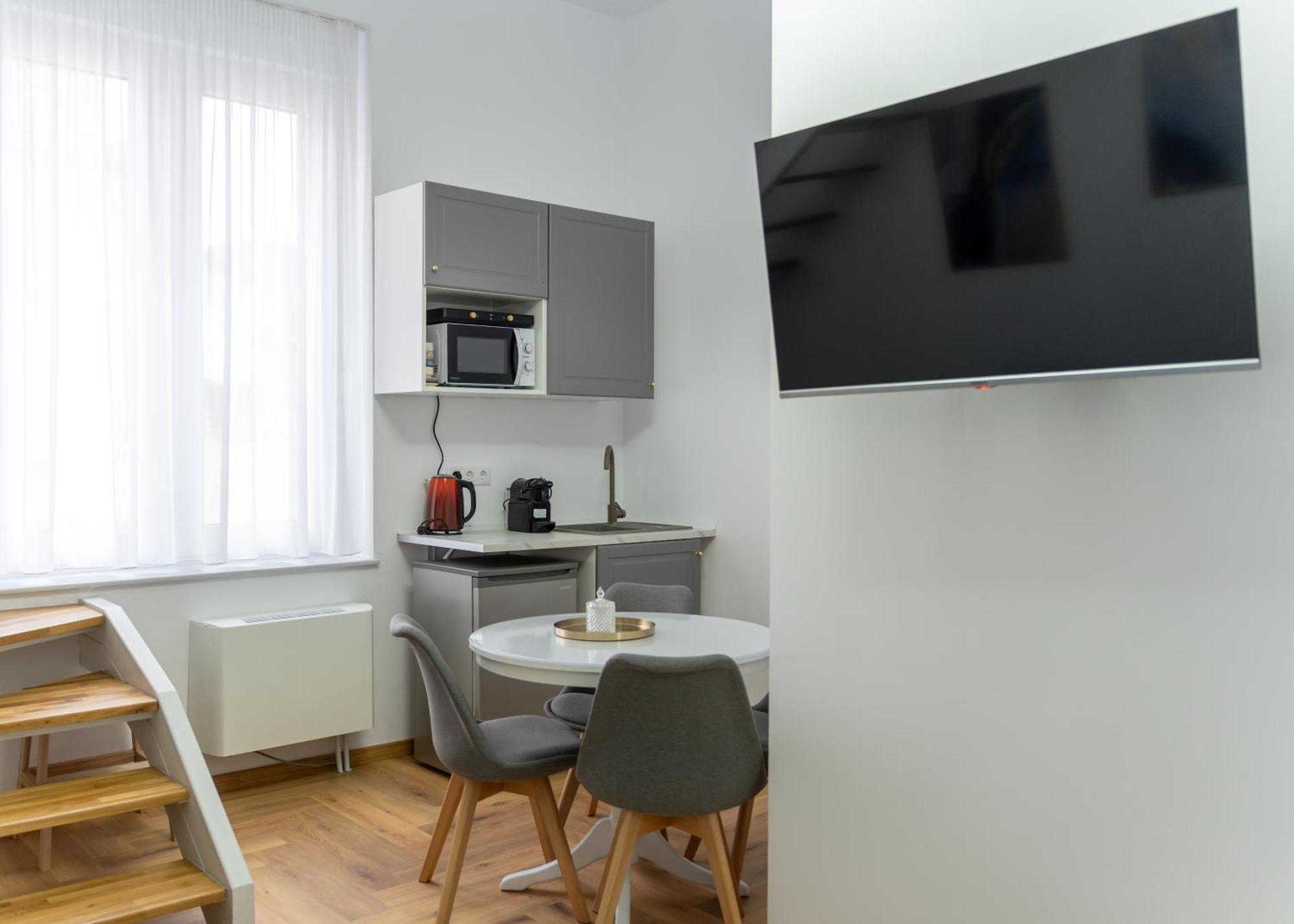 Poema Apartment Oradea Bagian luar foto