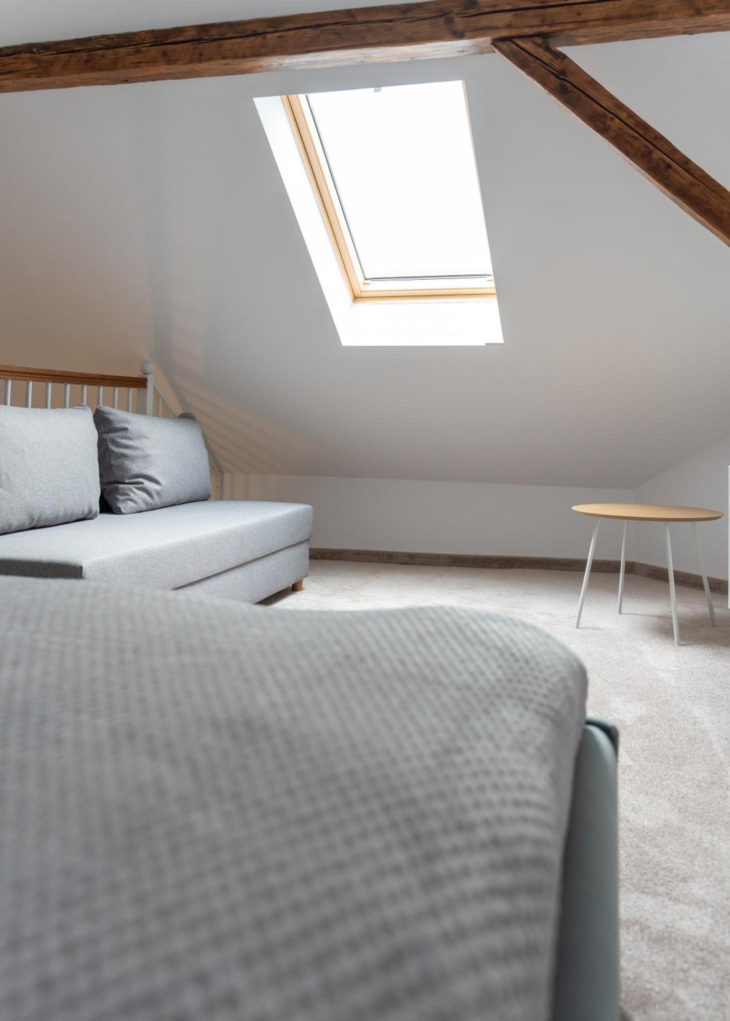 Poema Apartment Oradea Bagian luar foto